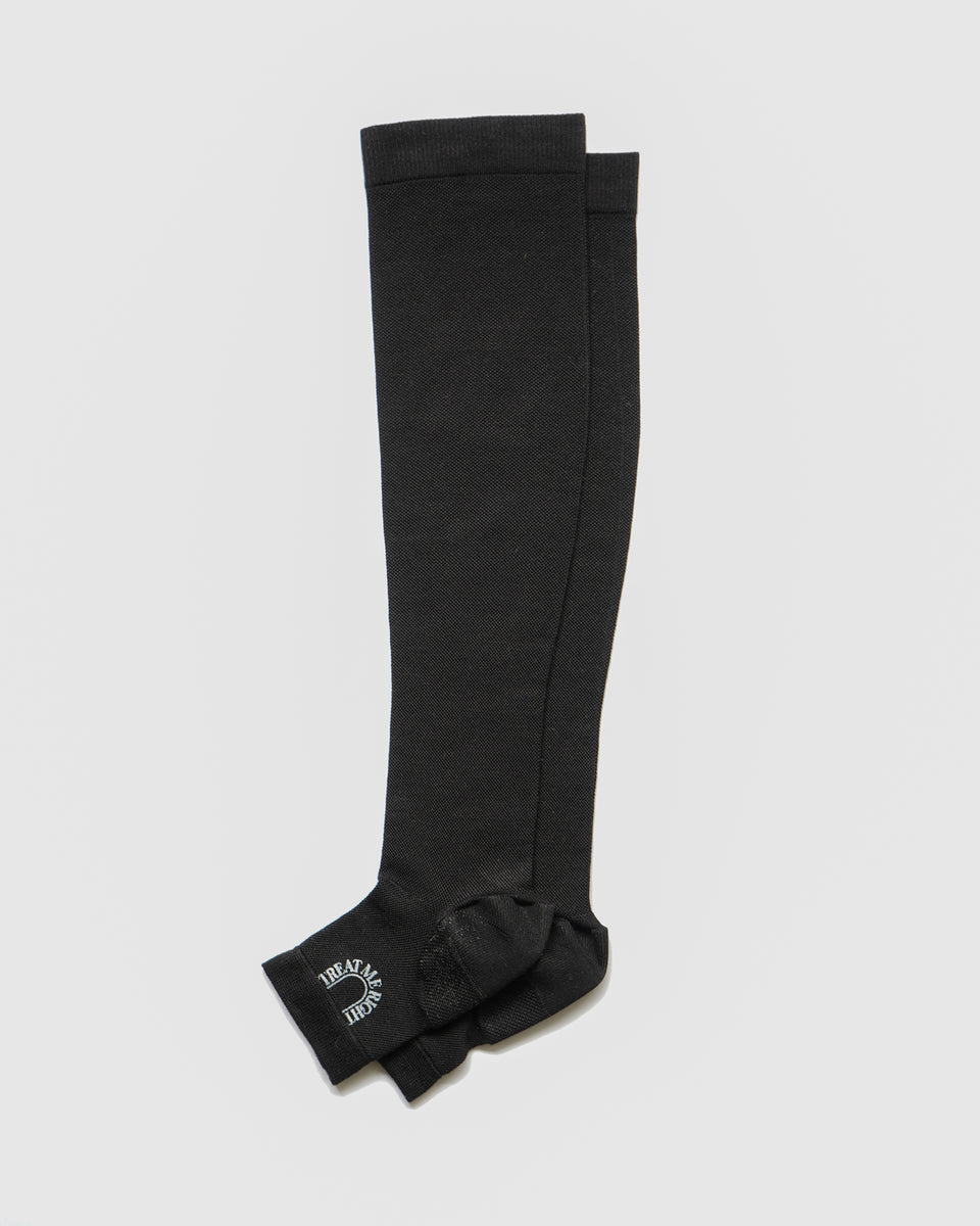 SILK COMPRESSION SOCKS | TREAT ME RIGHT（トリートミーライト）公式